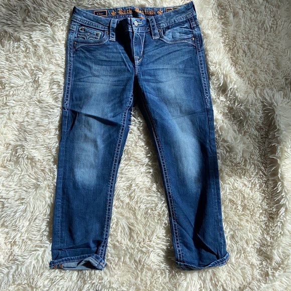 Rock Revival Easy Crop Jeans - Picture 2 of 5